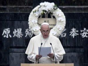 Papa Francis’ten Dünyaya Nükleer Silahsızlanma Çağrısı