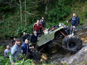 Yürümeye Cesaret Edilmeyen Yollardan O Çok Rahatlıkla Geçebiliyor