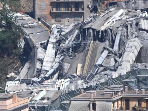 İtalya’da Köprülerin Çökmesi Altyapı Sorunlarını Gündeme Getirdi