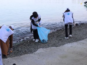 Ardeşen’de ’Sıfır Atık Mavi’ Sloganıyla Çöpler Toplandı