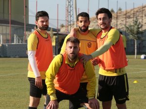 Yeni Malatyaspor’da Sergen Yalçın’dan Gençlerbirliği Uyarısı
