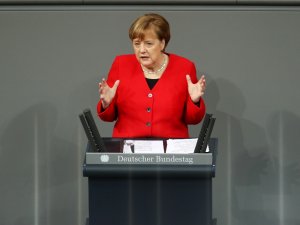 Merkel: "Avrupa Kendini Savunabilecek Güçte Değil"
