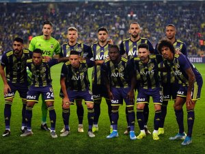 Fenerbahçe Savunmada Sınıfta Kaldı