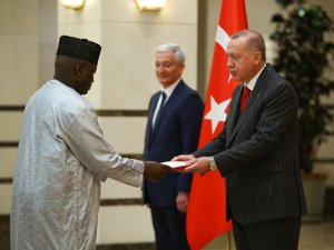 Gambiya Büyükelçisini Kabul Etti