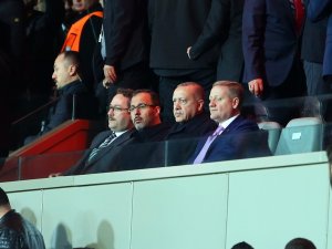 Cumhurbaşkanı Erdoğan, Başakşehir’i Yalnız Bırakmadı