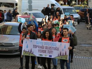 Tema Vakfı Üyeleri Bu Kez Erozyon İçin Yürüdü