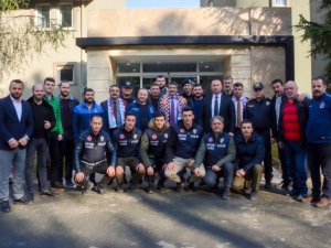 Trabzon Emniyet Müdürü Metin Alper, Galatasaray Maçı Öncesi Trabzonsporlu Taraftarlarla Buluştu