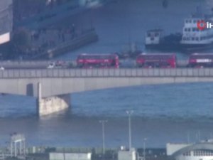 Londra’da Bıçaklı Saldırı Alarmı