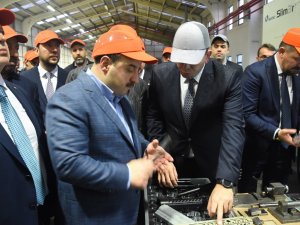 Bakan Varank’tan Sanayi Tesislerine Ziyaret