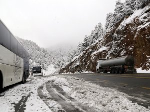 Zigana Dağı’nda Kar Kalınlığı 15 Santimetreyi Geçti