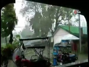 Filipinler’i Kammuri Tayfunu Vurdu: 1 Ölü