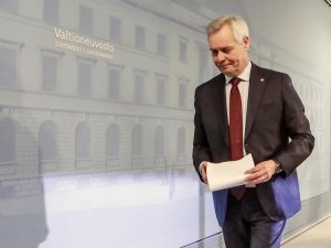 Finlandiya Başbakanı Rinne İstifa Etti