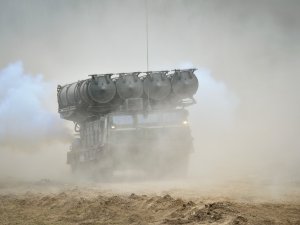 Rusya, Çin Sınırına Hava Savunma Sistemleri Kurdu
