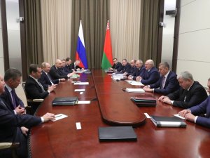 Putin Ve Lukaşenko’dan 5 Buçuk Saatlik Gaz Pazarlığı