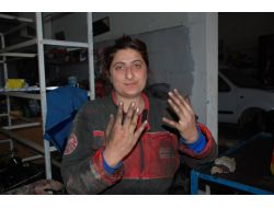 Üniversite Mezunu Genç Kız Motor Ustası Olmak İstiyor