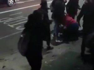 İngiltere’de Müslüman Kız Çocuğuna Saldıran Çift Gözaltına Alındı