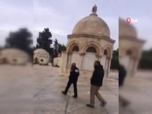 İsrail Askeri, Mescid-i Aksa’nın Güvenlik Görevlisini Gözaltına Aldı