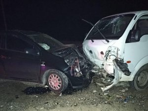 Giresun’da İki Araç Kafa Kafaya Çarpıştı: 5 Yaralı