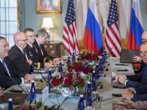 Lavrov’un Abd Ziyaretinde Sert Rüzgarlar Esti