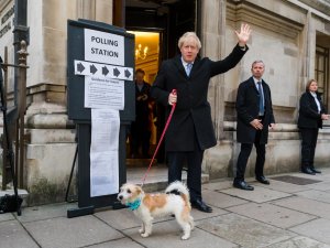 İngiltere Erken Seçim İçin Sandık Başında