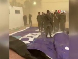 Şiddetli Rüzgar İsrail’de Askeri Üssü Vurdu