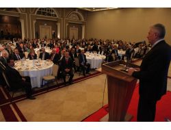 Binali Yıldırım: "Kimse İzmirliyi Saf Sanmasın"