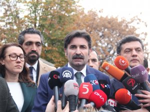 Davutoğlu’nun Partisinin Kuruluş Dilekçesi İçişleri Bakanlığına Sunuldu