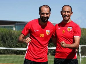 Kayserispor’da 2 Ayrılık