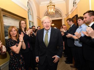 Boris Johnson, Kraliçe’den İzni Aldı