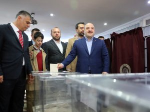 "Benlik Davası Güdenlerin Şimdi Nerede Olduklarını Görebiliyoruz"