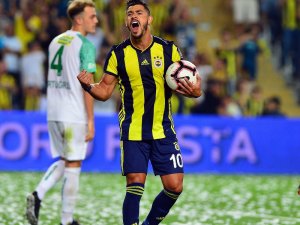 Fenerbahçe Giuliano’yu Mumla Arıyor