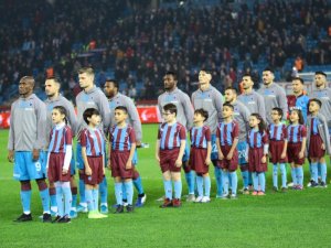 Süper Lig: Trabzonspor: 1 - Yukatel Denizlispor: 0 (İlk Yarı)