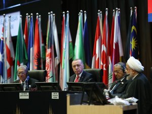 Cumhurbaşkanı Erdoğan Milli Paraya Vurgu Yaptı