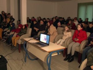 Yalnız Kalan Srebrenitsa Annelerinin Yaraları Sarılıyor