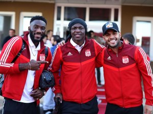 Lider Sivasspor, Ankara’ya Gitti