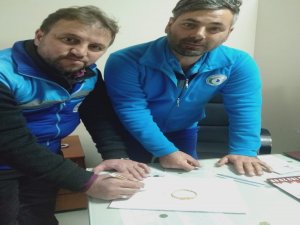 Kanalizasyonda Buldukları Altını Polise Teslim Ettiler