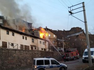 Giresun’da Ahşap Ev Alevlere Teslim Oldu