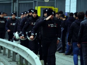 Beşiktaş Taraftarları Stada Geldi