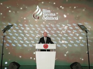 Cumhurbaşkanı Erdoğan: "Türkiye, Suriye Kaynaklı Yeni Bir Göç Dalgasını Kaldıramaz"
