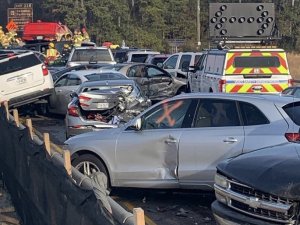 Abd’de 69 Araç Birbirine Girdi