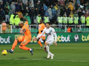 Süper Lig: Denizlispor: 1 - Alanyaspor: 5 (Maç Sonucu)