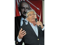 Deniz Baykal Yalova'da Partililerine Seslendi