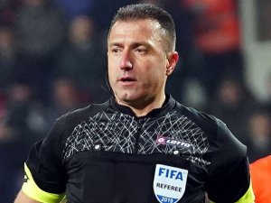 Trabzonspor-kayserispor Maçını Hüseyin Göçek Yönetecek