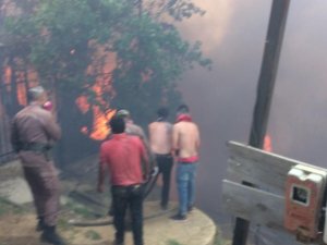 Şili’deki Yangınlarda 120 Ev Yandı