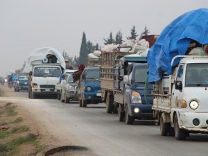 İdlib’ten Sınıra 216 Binden Fazla Kişi Göç Etti