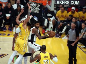 Los Angeles Derbisinde Kazanan Clippers