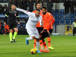 Medipol Başakşehir’den 5 Gollü Galibiyet