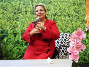 “Çayla Gelen Güzellik” Söyleşisine Bayanlardan Yoğun İlgi