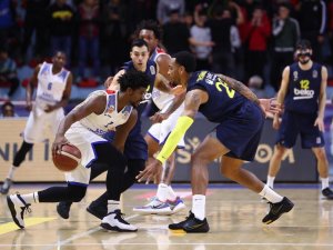 Büyükçekmece Basketbol: 68 - Fenerbahçe Beko: 92