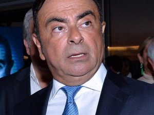 Nissan’ın Eski Ceo’su Ghosn Ev Hapsinden Lübnan’a Kaçtı